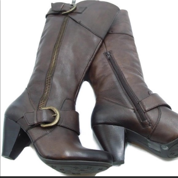 Arturo Chiang | size 7.5 | At-Vera heeled leather brown boots - Picture 4 of 13